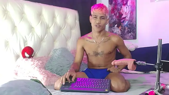 Sexys Boys Hot1 online show from 02-06-25, 02:44