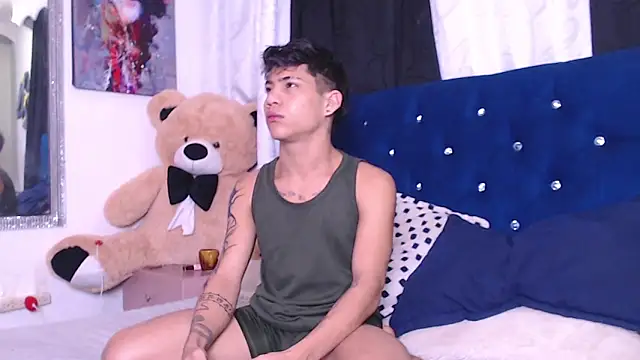 Sexys Boys Hot1 online show from 10-05-25, 05:17