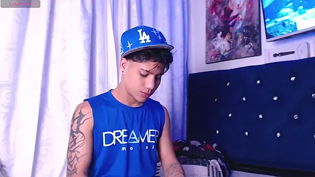 Sexys Boys Hot1 online show from 12-03-25, 01:35