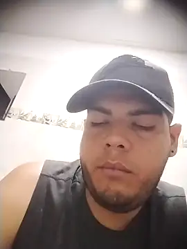 Snapshot of granslam_ chatting on 03-05-25, 03:18 granslam online show from 03-05-25, 03:18