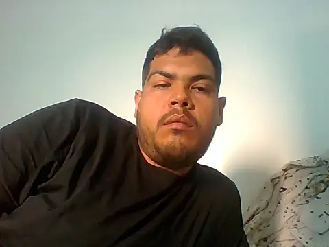 Snapshot of granslam_ chatting on 10-30-25, 02:18 granslam online show from 10-30-25, 02:18