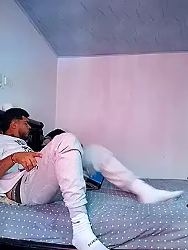 Snapshot of granslam_ chatting on 11-20-25, 04:29 granslam online show from 11-20-25, 04:29