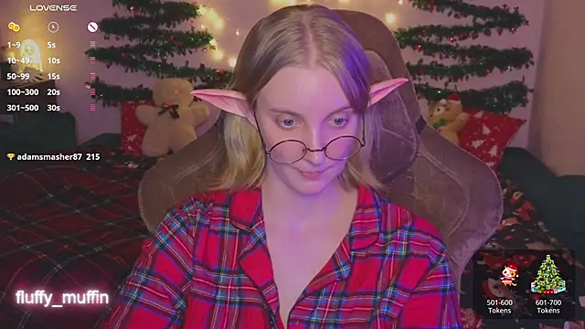 Snapshot of Fluffy_muffin_ chatting on 12-18-24, 10:02 Fluffy muffin  online show from 12-18-24, 10:02
