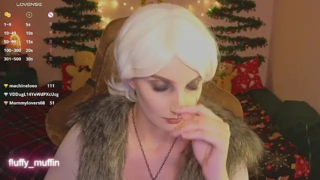 Snapshot of Fluffy_muffin_ chatting on 12-20-24, 10:22 Fluffy muffin  online show from 12-20-24, 10:22