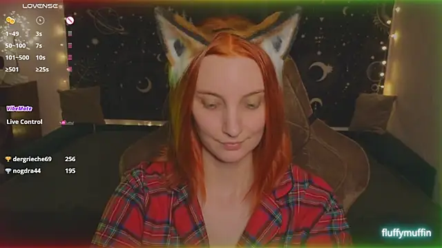 Snapshot of Fluffy_muffin_ chatting on 02-08-25, 09:57 Fluffy muffin  online show from 02-08-25, 09:57