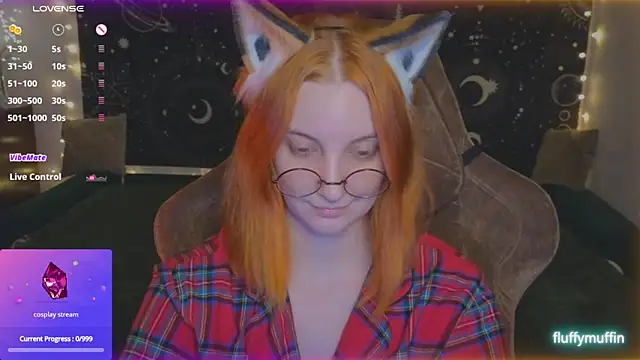Snapshot of Fluffy_muffin_ chatting on 02-15-25, 07:06 Fluffy muffin  online show from 02-15-25, 07:06