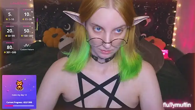 Snapshot of Fluffy_muffin_ chatting on 09-19-25, 03:02 Fluffy muffin  online show from 09-19-25, 03:02