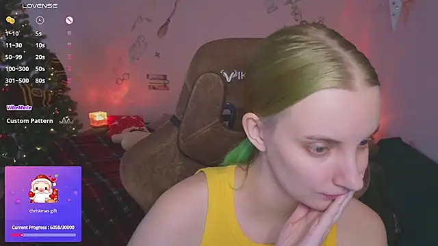 Fluffy muffin  online show from 12-15-25, 10:19