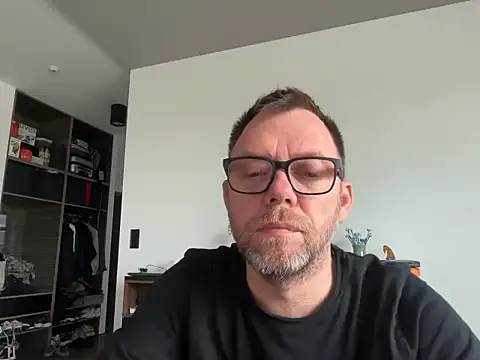 xmnbx77 online show from 11-03-25, 10:27