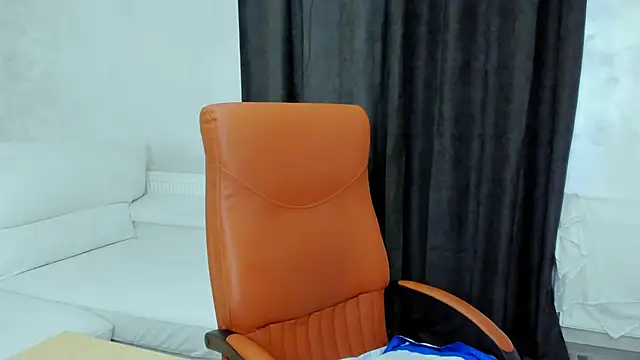 DiamondVelour online show from 12-21-24, 09:15