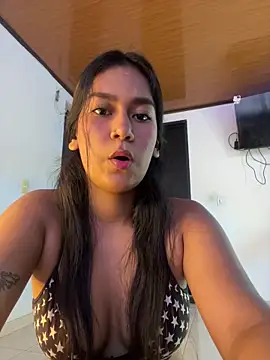 ALANAH KITTY online show from 10-18-25, 08:20