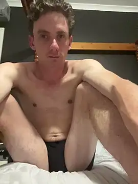 Snapshot of bradleyjamesmc chatting on 02-12-25, 05:16 bradleyjamesmc online show from 02-12-25, 05:16