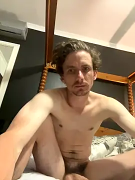 Snapshot of bradleyjamesmc chatting on 11-15-25, 09:11 bradleyjamesmc online show from 11-15-25, 09:11