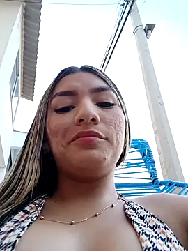 GIRL DONCELLA online show from 01-18-25, 10:39