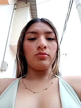 GIRL DONCELLA online show from 01-27-25, 10:38