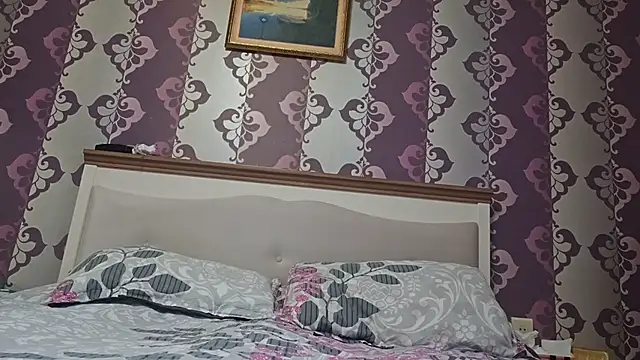 AlejandraDelaney online show from 11-26-25, 12:50