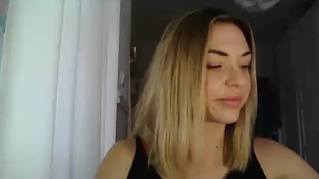 Snapshot of ashley_xlove chatting on 01-17-25, 08:13 ashley xlove online show from 01-17-25, 08:13