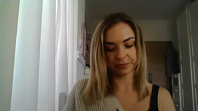 Snapshot of ashley_xlove chatting on 03-17-25, 10:49 ashley xlove online show from 03-17-25, 10:49