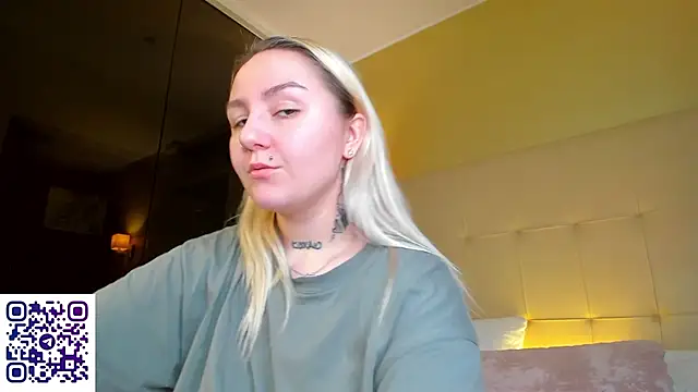 Debbie Taylor online show from 11-15-25, 04:47