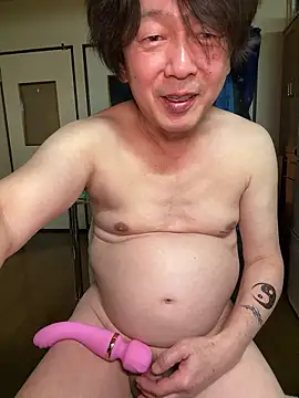 Snapshot of SaneService9 chatting on 02-16-26, 07:04 SaneService9 online show from 02-16-26, 07:04