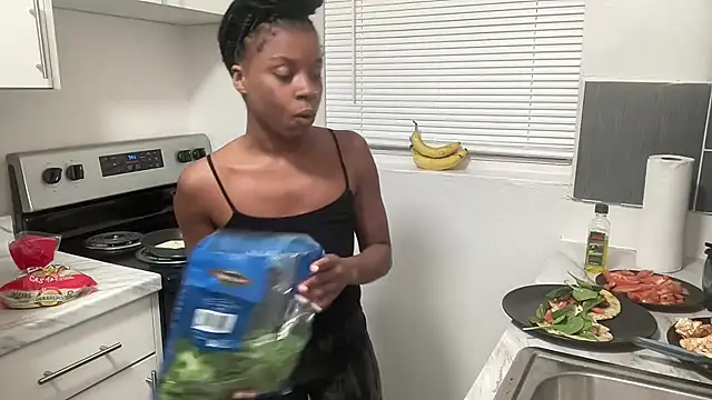 miamiworld online show from 03-21-25, 11:34