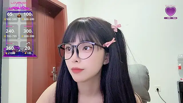 Snapshot of QQ88-99 chatting on 09-22-25, 01:35 QQ88-99 online show from 09-22-25, 01:35