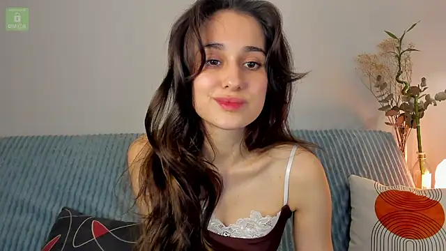 Snapshot of erika_hoiree chatting on 12-10-24, 09:33 erika hoiree online show from 12-10-24, 09:33