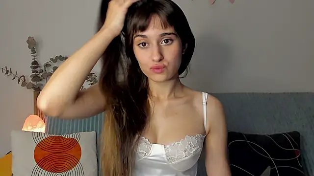 Snapshot of erika_hoiree chatting on 09-16-25, 03:29 erika hoiree online show from 09-16-25, 03:29