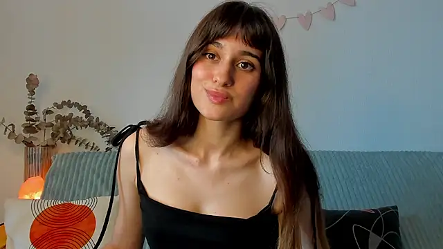 Snapshot of erika_hoiree chatting on 09-21-25, 07:43 erika hoiree online show from 09-21-25, 07:43