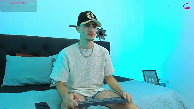 PhilipRich online show from 02-25-25, 07:47