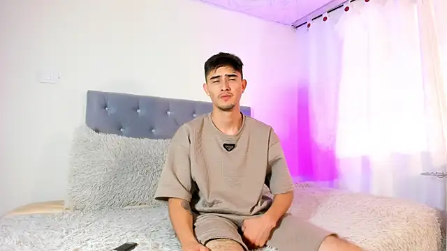 PhilipRich online show from 09-29-25, 05:40