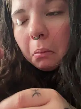 juicygoth909 online show from 03-09-25, 09:36