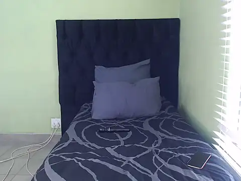 Snapshot of ThickPearlx23 chatting on 11-03-25, 07:42 ThickPearlx23 online show from 11-03-25, 07:42