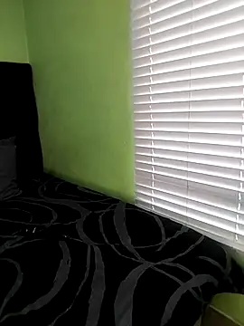 Snapshot of ThickPearlx23 chatting on 11-12-25, 06:58 ThickPearlx23 online show from 11-12-25, 06:58