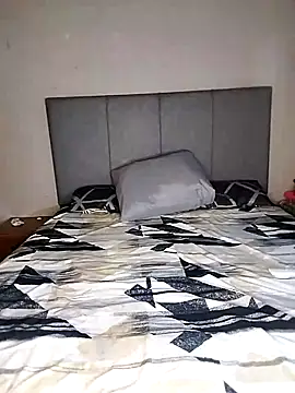 Snapshot of ThickPearlx23 chatting on 02-07-26, 06:28 ThickPearlx23 online show from 02-07-26, 06:28