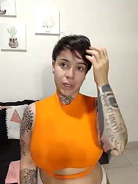 Snapshot of KatInk chatting on 02-04-25, 10:32 KatInk online show from 02-04-25, 10:32