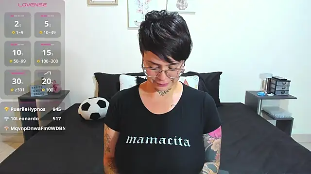 Snapshot of KatInk chatting on 02-04-25, 04:39 KatInk online show from 02-04-25, 04:39