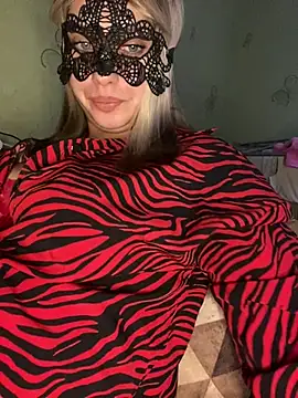 Snapshot of 69Laura696 chatting on 02-11-25, 09:25 69Laura696 online show from 02-11-25, 09:25