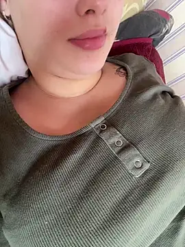 Snapshot of 69Laura696 chatting on 02-19-25, 09:06 69Laura696 online show from 02-19-25, 09:06