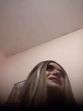 yovana13 online show from 10-25-25, 10:01