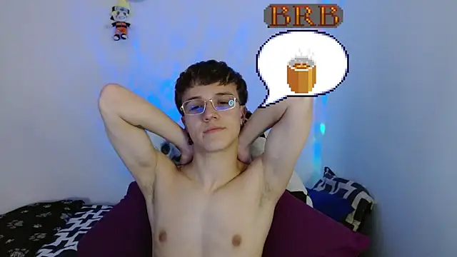 Snapshot of Im_Oliverpark chatting on 10-18-25, 10:32 Im Oliverpark online show from 10-18-25, 10:32