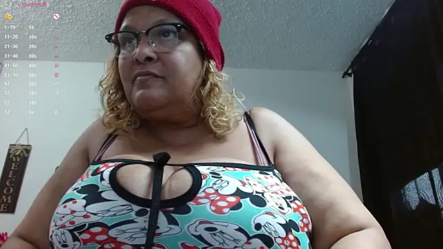 Dubraska1 online show from 12-19-25, 07:43