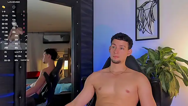 Snapshot of JadeSmiith_ chatting on 10-25-25, 10:48 JadeSmiith online show from 10-25-25, 10:48