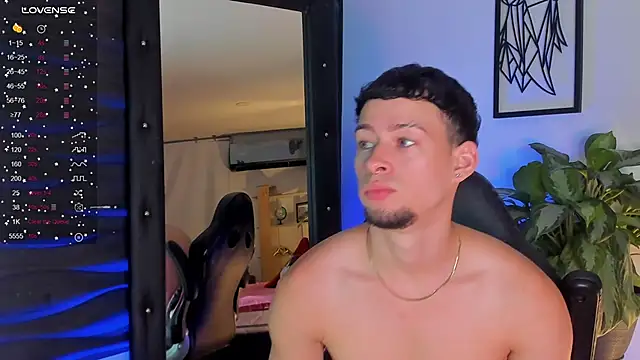 Snapshot of JadeSmiith_ chatting on 11-11-25, 09:48 JadeSmiith online show from 11-11-25, 09:48