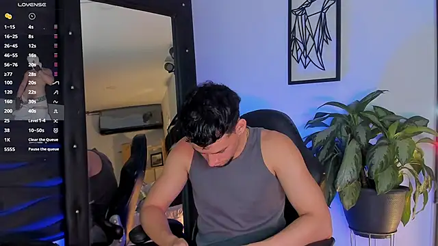 Snapshot of JadeSmiith_ chatting on 11-19-25, 10:10 JadeSmiith online show from 11-19-25, 10:10