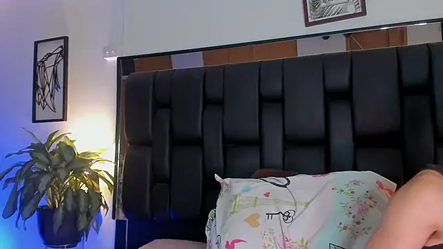 Snapshot of JadeSmiith_ chatting on 11-27-25, 10:34 JadeSmiith online show from 11-27-25, 10:34