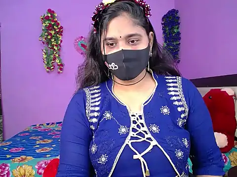 Hot Maleka online show from 01-18-26, 03:16