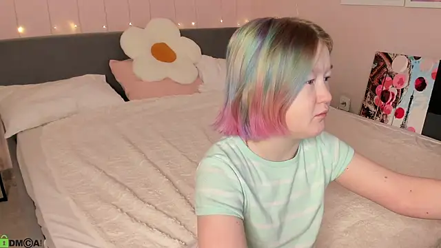 Sara Robinson online show from 02-06-26, 02:38