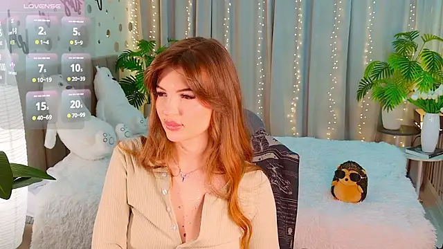 Snapshot of Annaa_Banana chatting on 10-13-25, 05:07 Annaa Banana online show from 10-13-25, 05:07