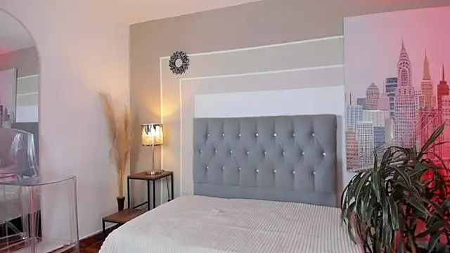 Snapshot of valeriavibes chatting on 12-09-24, 07:50 valeriavibes online show from 12-09-24, 07:50